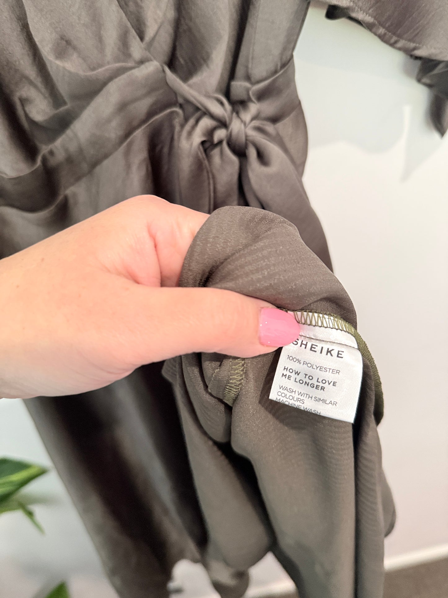 Sheike Wrap Midi Dress Size 8