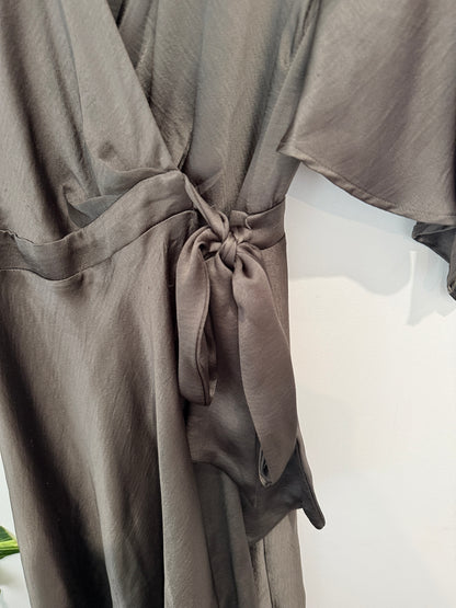Sheike Wrap Midi Dress Size 8