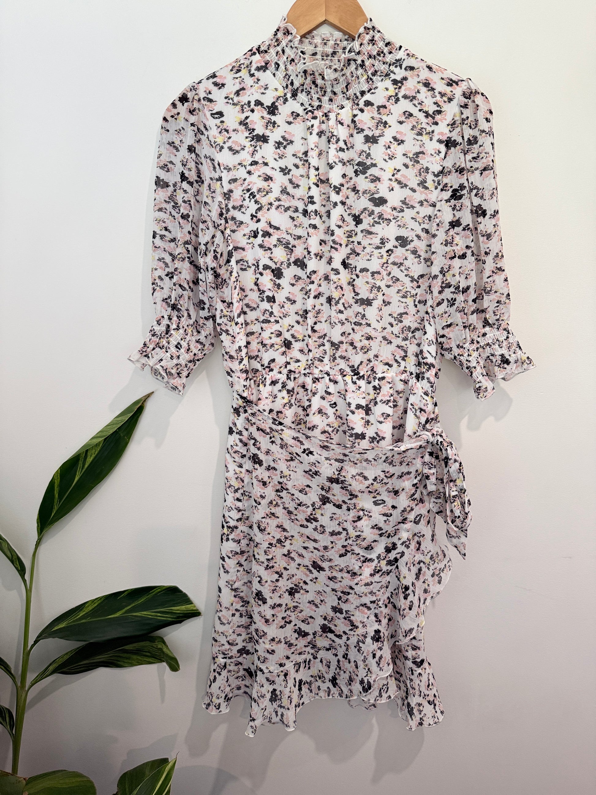 Decjuba Shirred Sleeve Dress Size 10