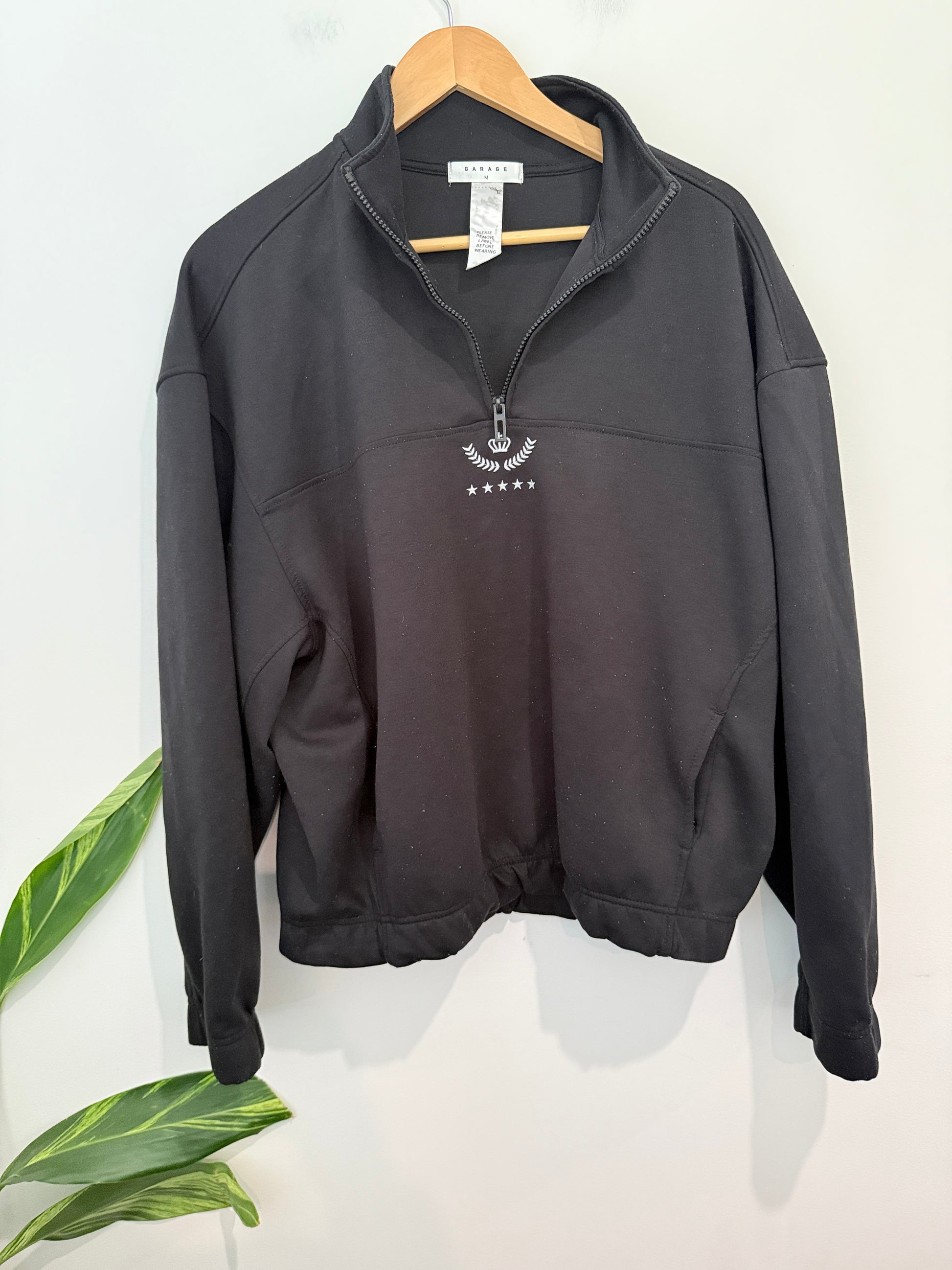 Garage Quarter-zip Sweatshirt Size M