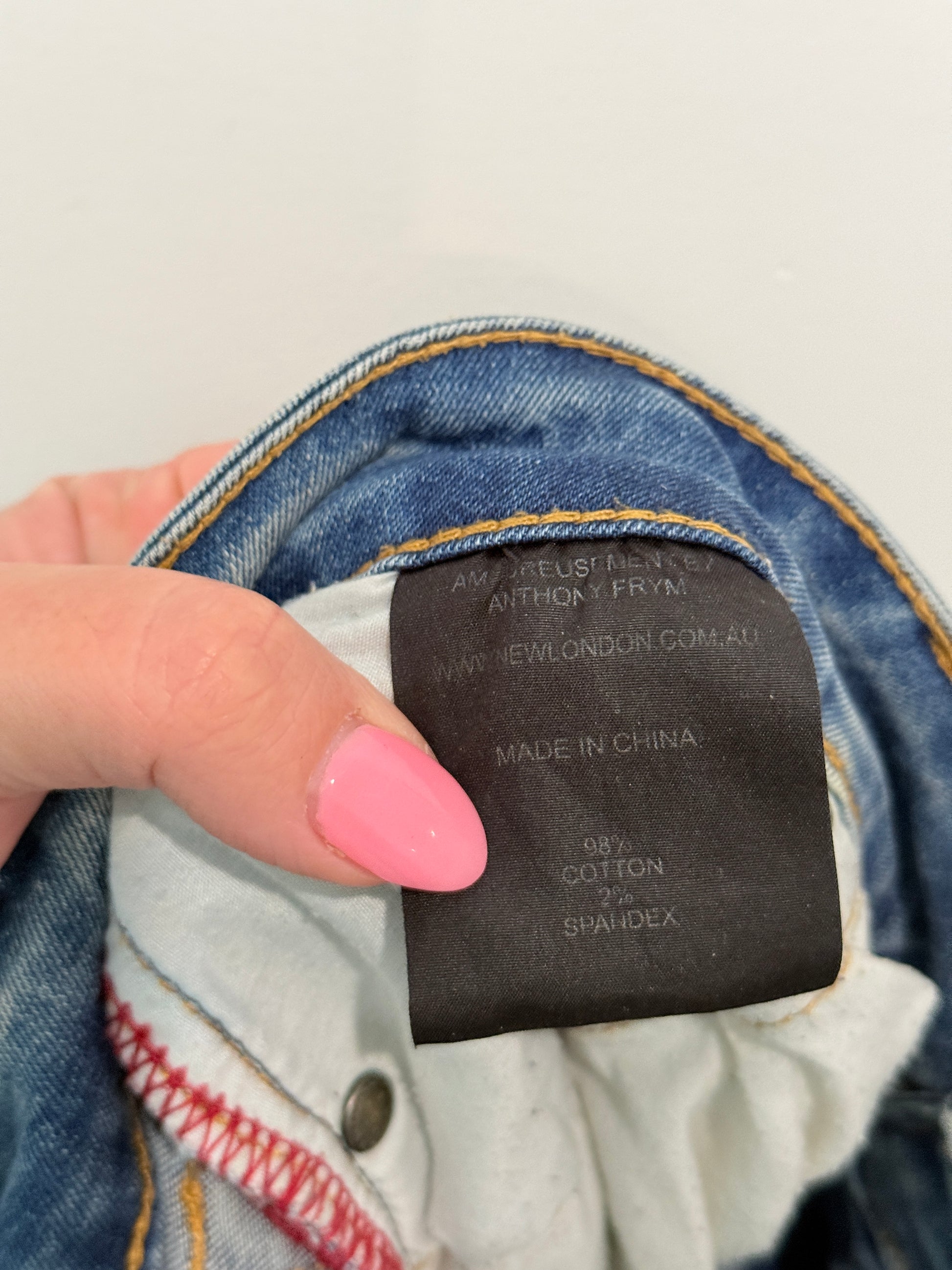 New London Distressed Denim Jeans Size 31 | Waist 86cm