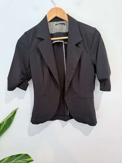 Tokito Short-sleeve Blazer Size 10