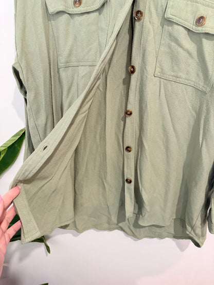 Brand Unknown Oversized Button-up Shirt Size U/Arm to U/Arm 65cm