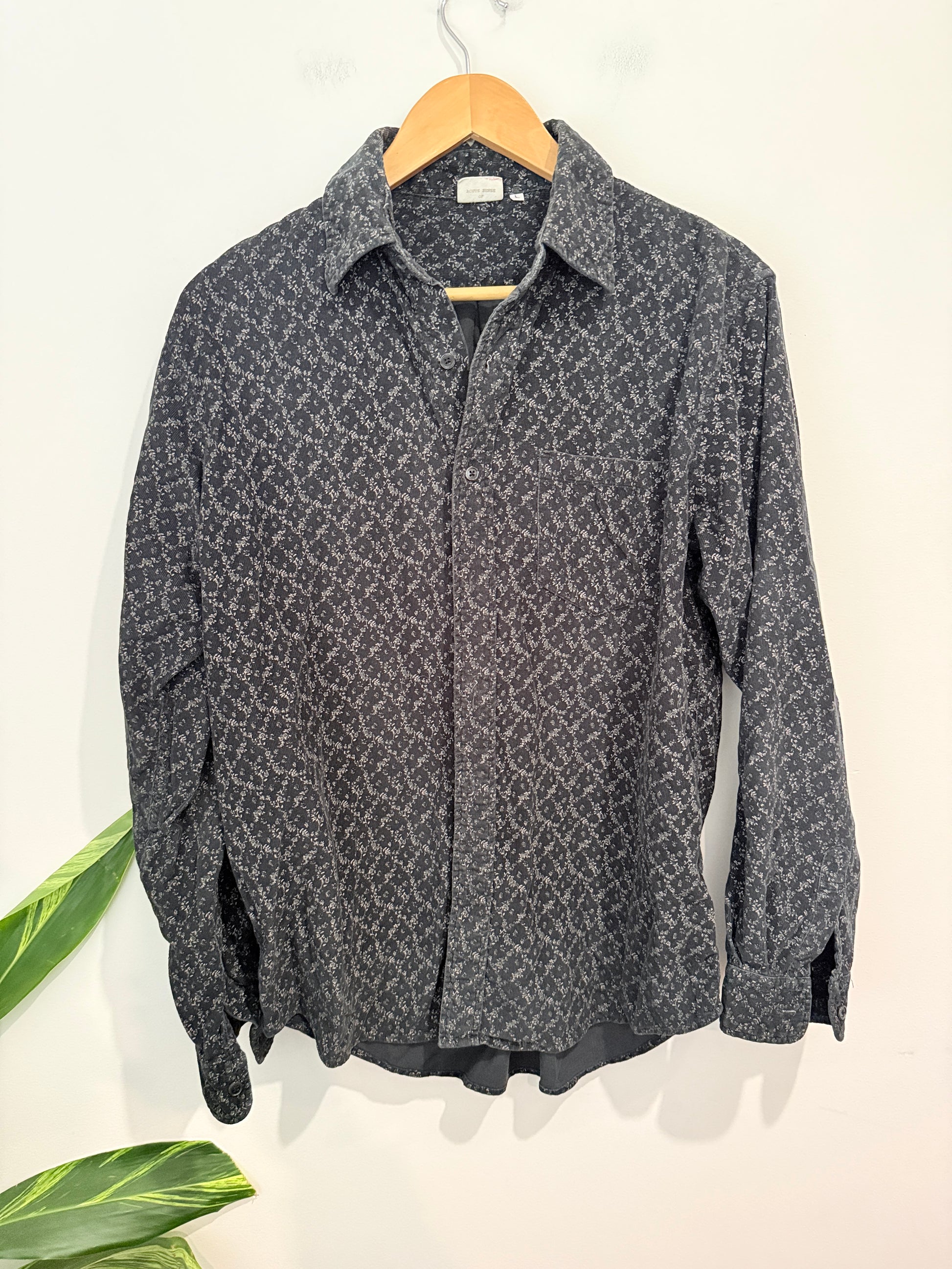 Never Seen Thing Patterned Long-sleeved Shirt Size L | U/Arm to U/Arm 57cm