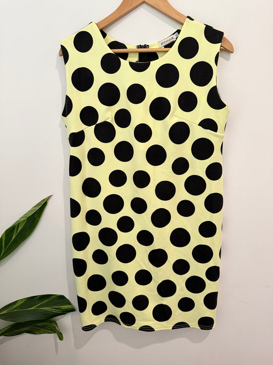 Zinnia Shift Dress Size XL | U/Arm to U/Arm 50cm