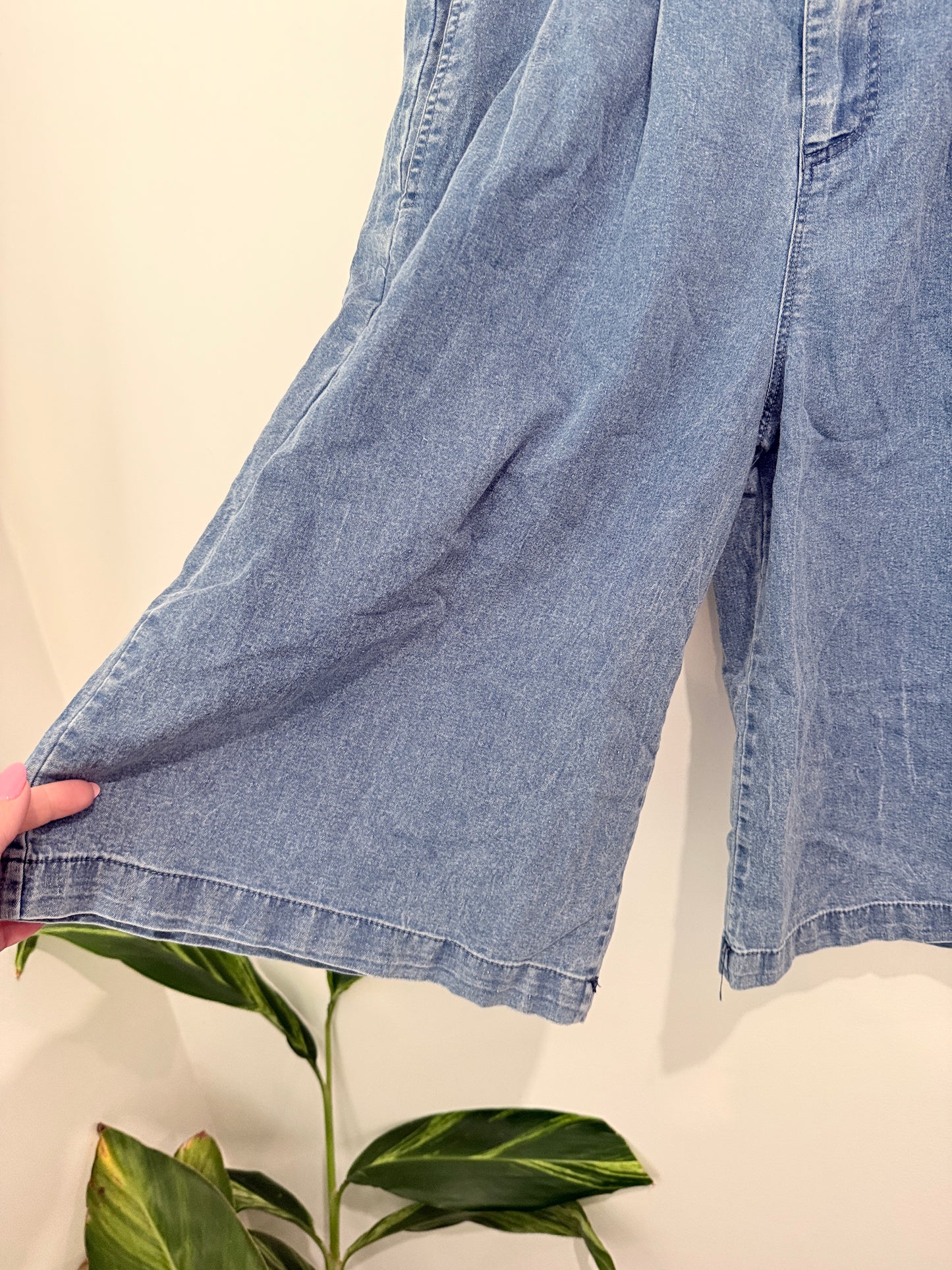Brand Unknown Wide-leg Denim Culotte Shorts Size XL | Waist 72cm