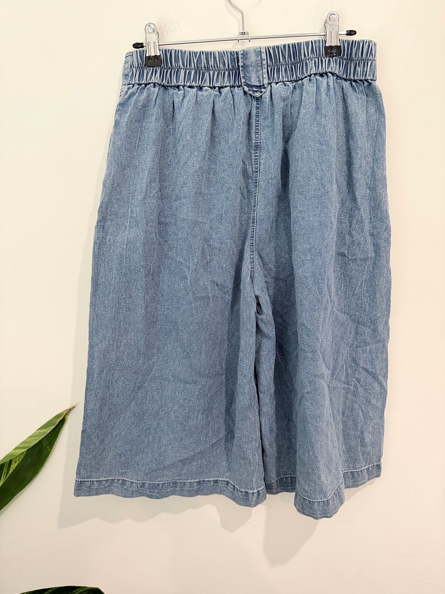 Brand Unknown Wide-leg Denim Culotte Shorts Size XL | Waist 72cm