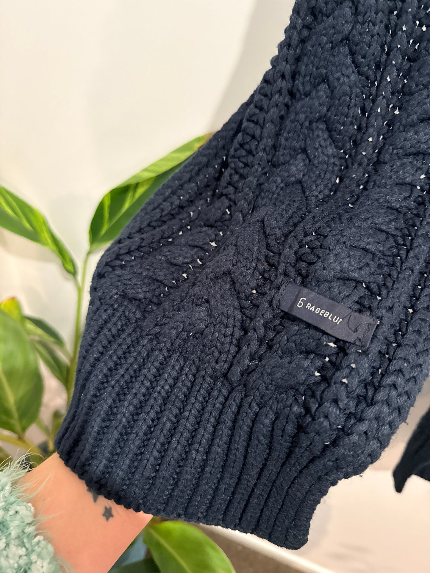 Rageblue Cable Knit Scarf Size 6