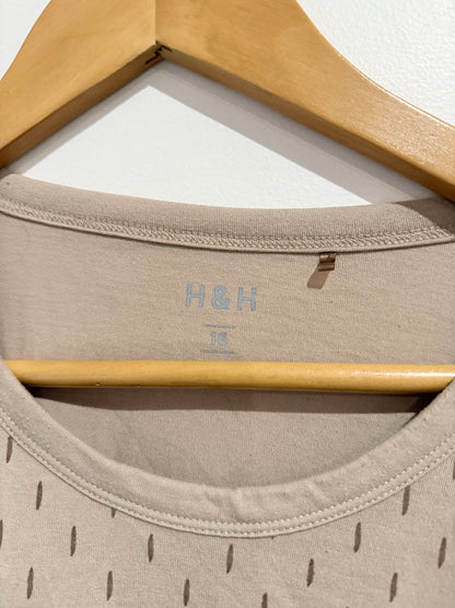 H & H Crew Neck Shirt Size 16