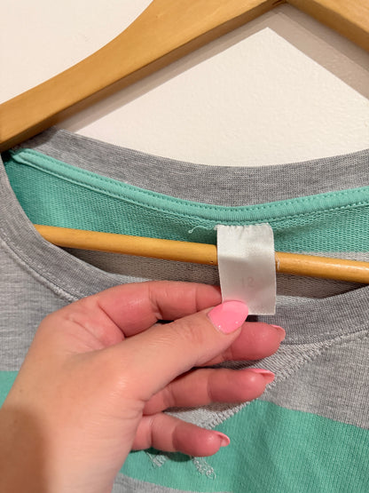 Brand Unknown Cropped Shirt Size 12