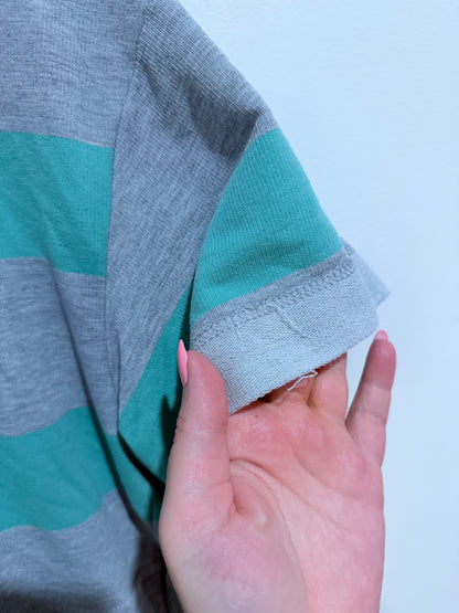 Brand Unknown Cropped Shirt Size 12