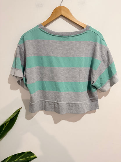Brand Unknown Cropped Shirt Size 12