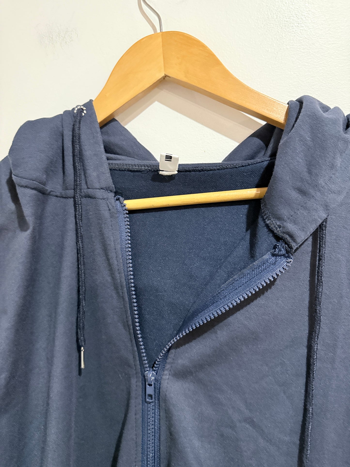 Brand Unknown Full-zip Hoodie Size U/Arm to U/Arm 65cm