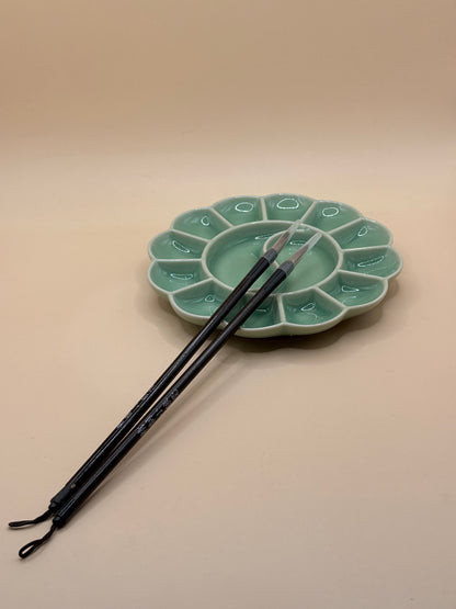 Ceramic Paint Palette / Ink Dish with Paint Brushes