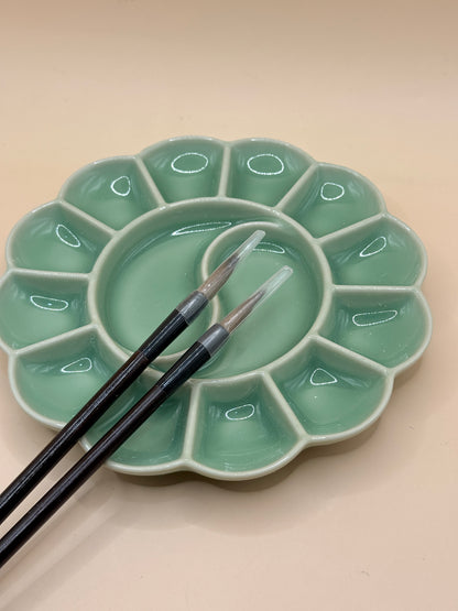 Ceramic Paint Palette / Ink Dish with Paint Brushes