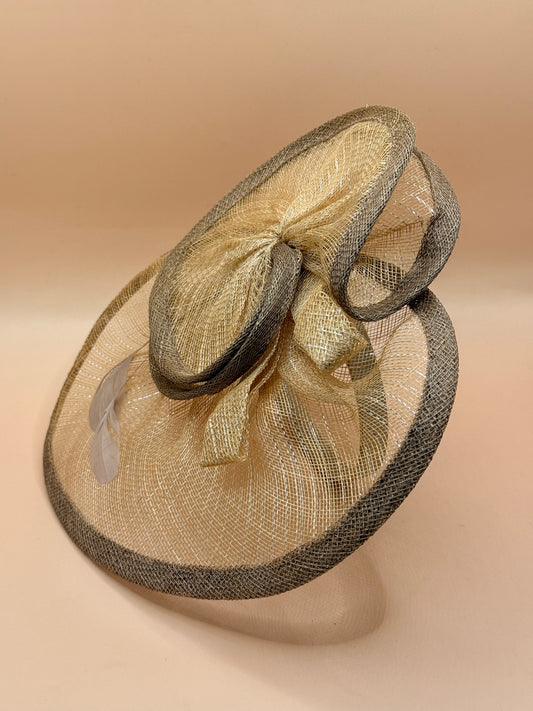 Elegant Fascinator Headband for Weddings, Races & Special Occasions