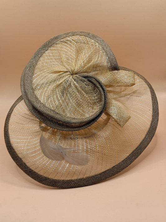Elegant Fascinator Headband for Weddings, Races & Special Occasions