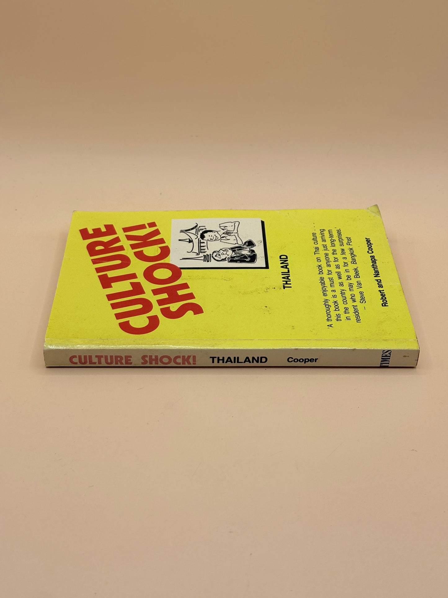Culture Shock! Thailand by Robert Cooper and Nanthapa Cooper