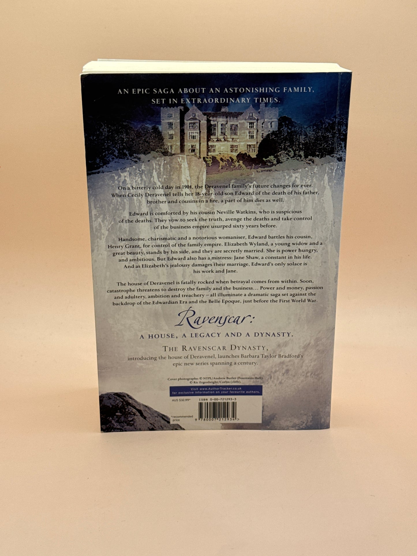 The Ravenscar Dynasty by Barbara Taylor Bradford