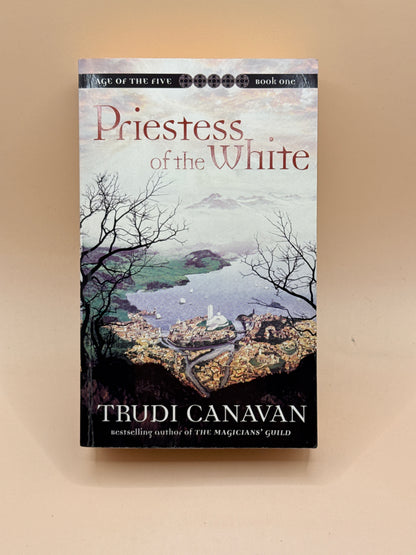 Priestess of the White by Trudi Canavan
