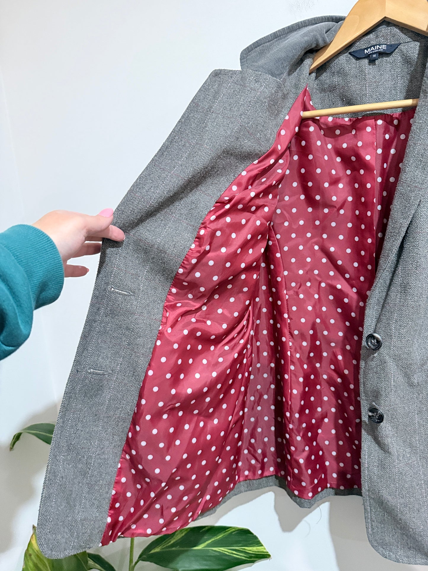 Maine Textured Blazer Size 16