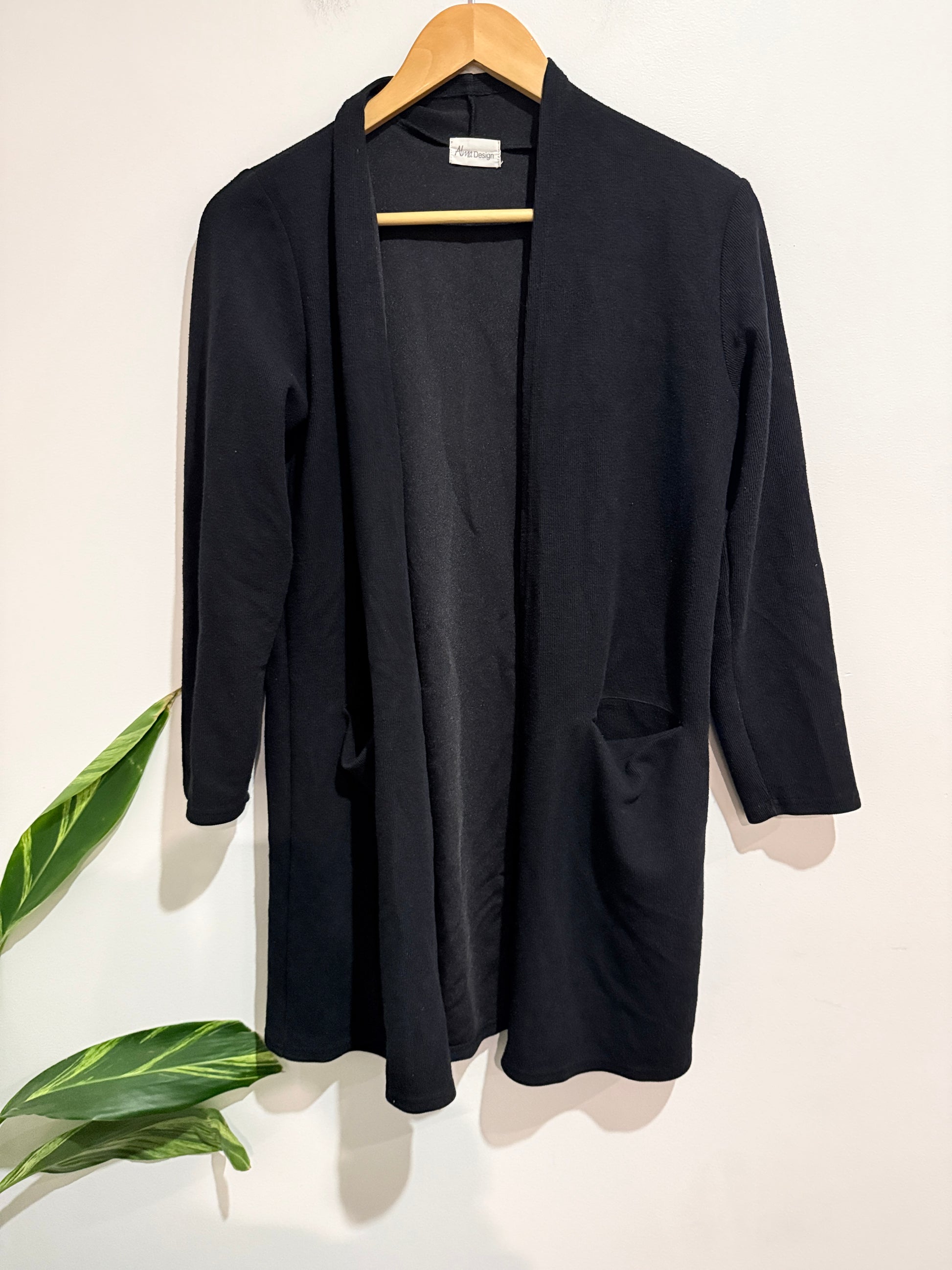 Alma Design Open-front Cardigan Size U/Arm to U/Arm 47cm