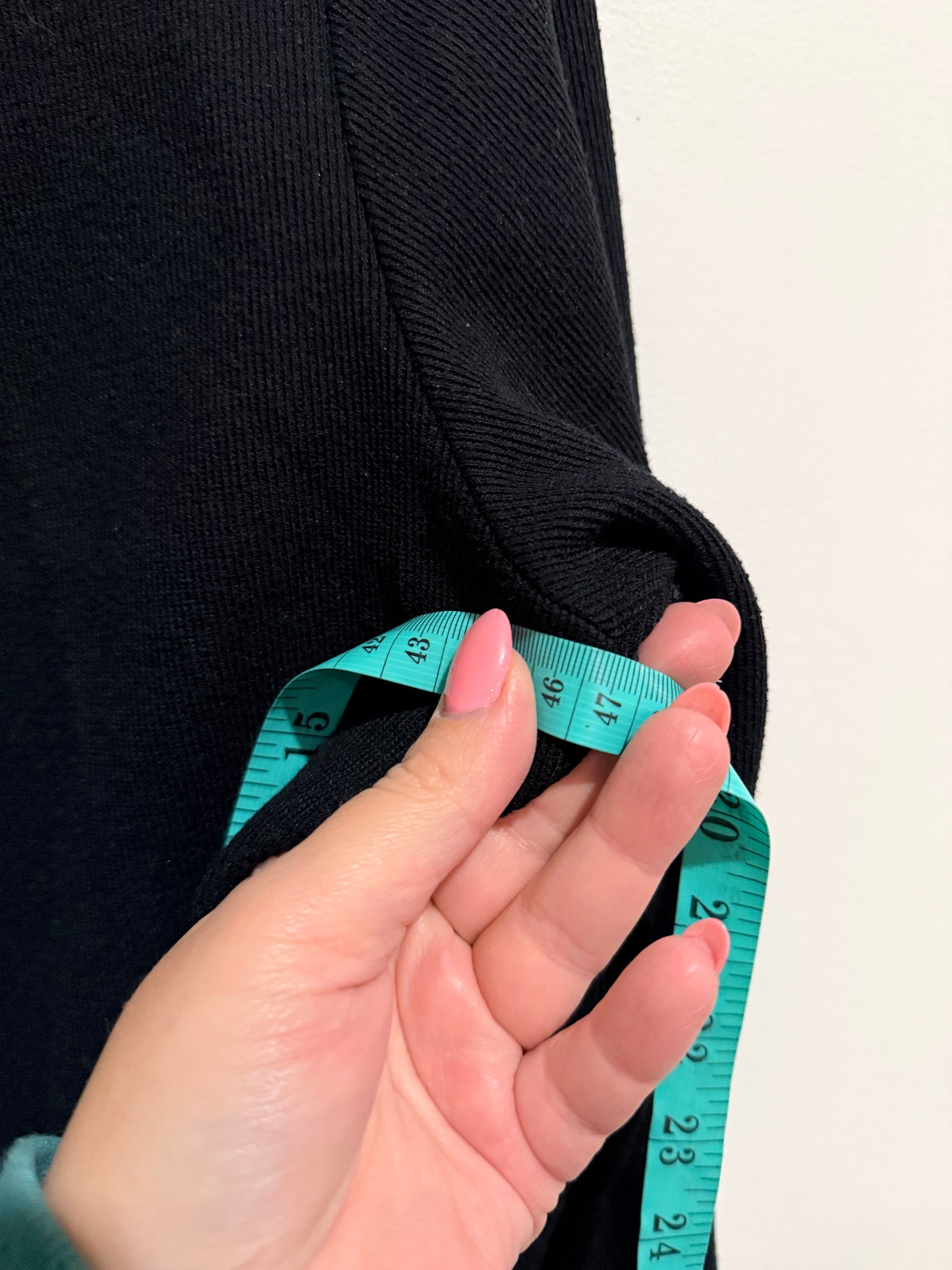 Alma Design Open-front Cardigan Size U/Arm to U/Arm 47cm