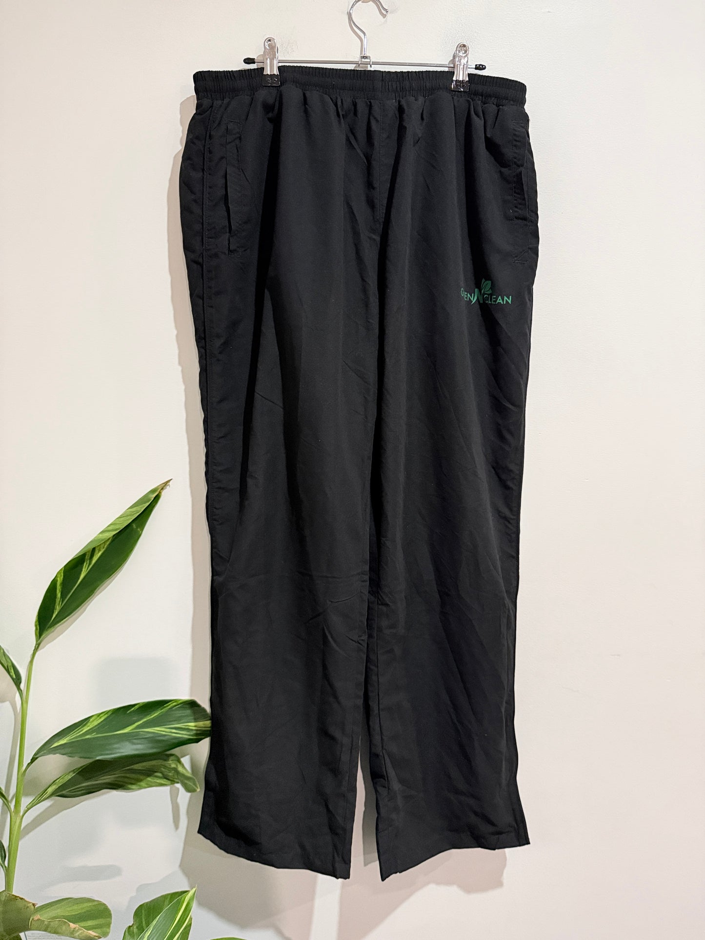Podium Track Shell Pants Size 2XL
