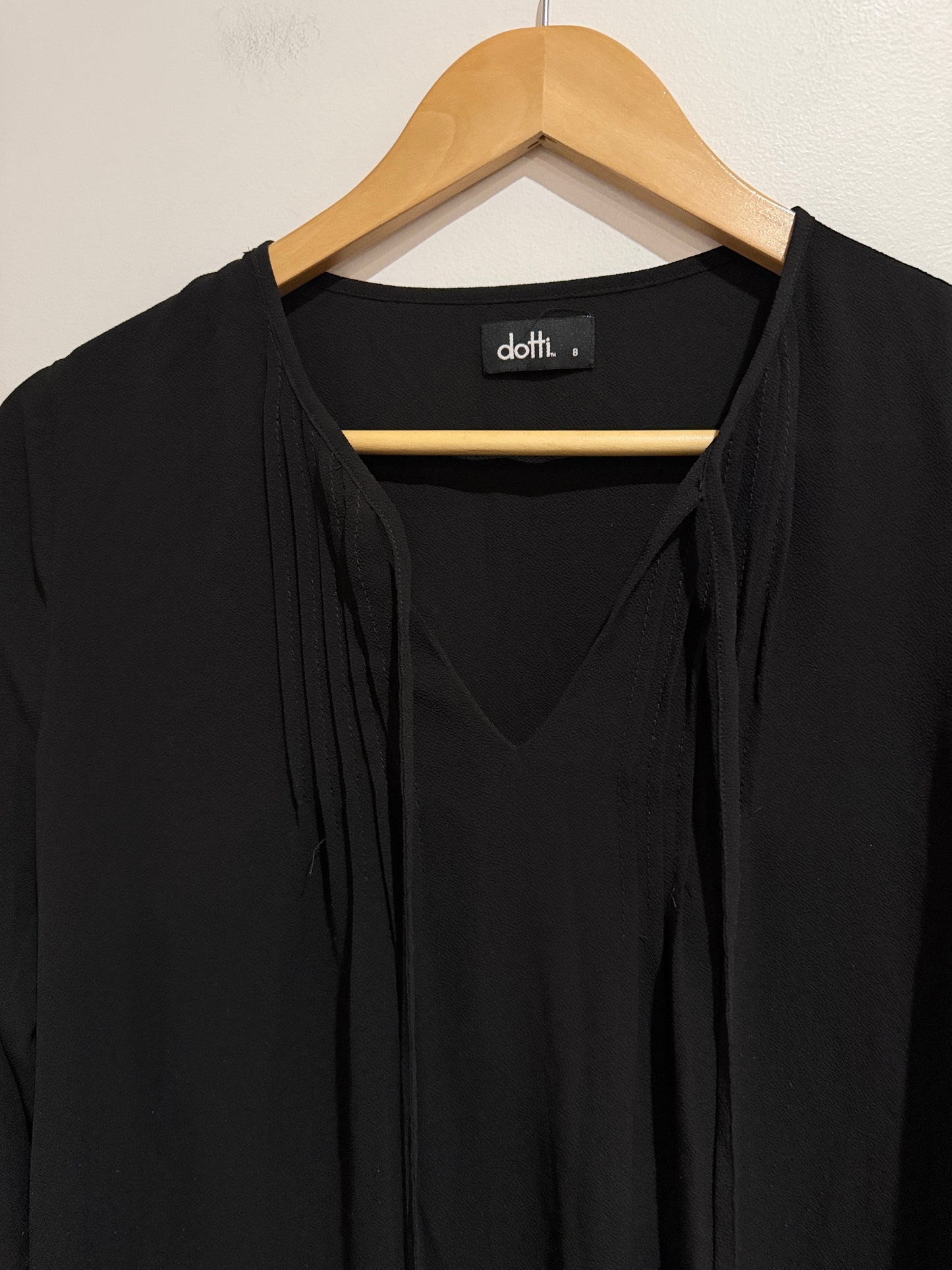 Dotti Tie-neck Tunic Top Size 8