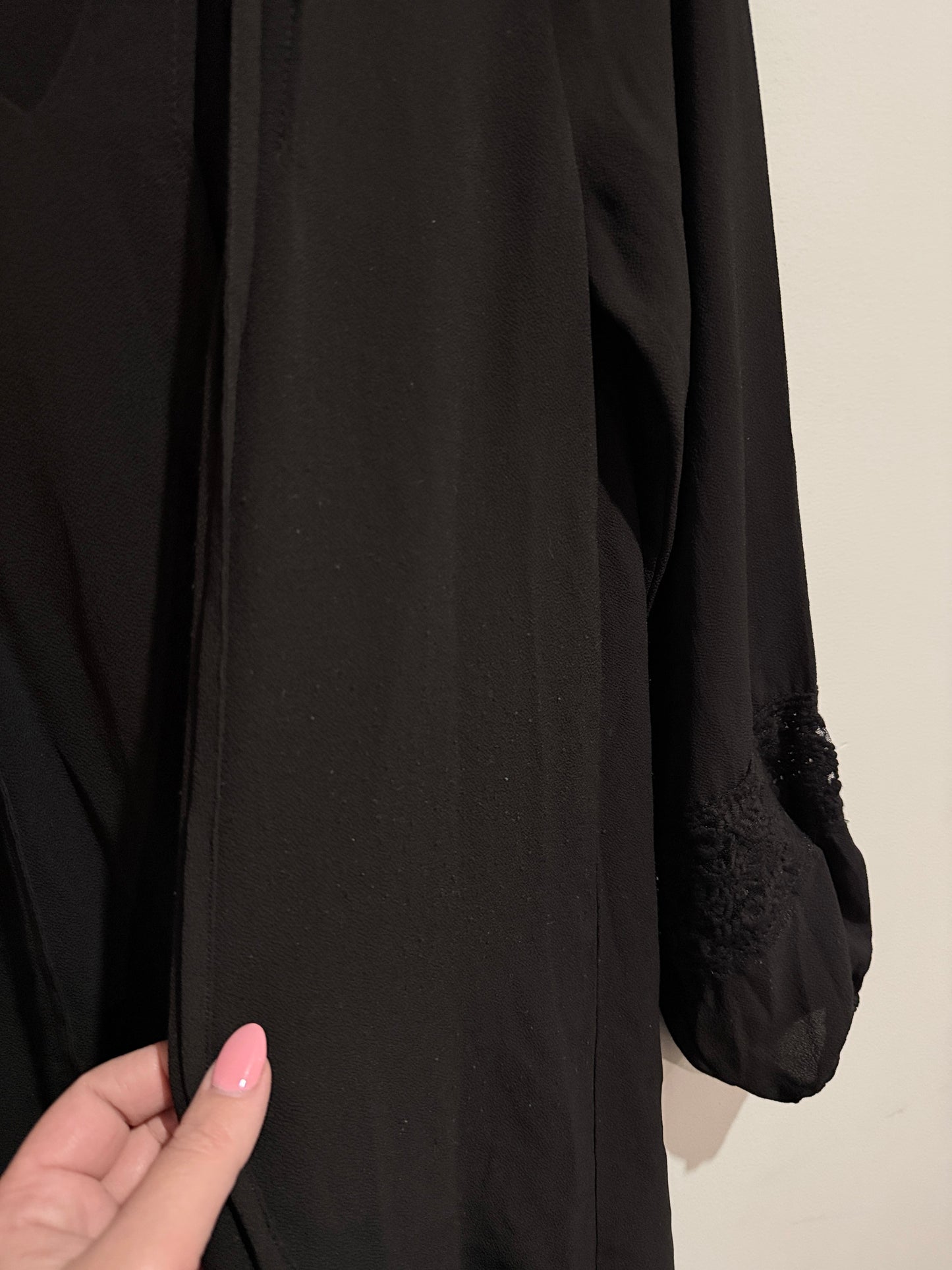 Dotti Tie-neck Tunic Top Size 8