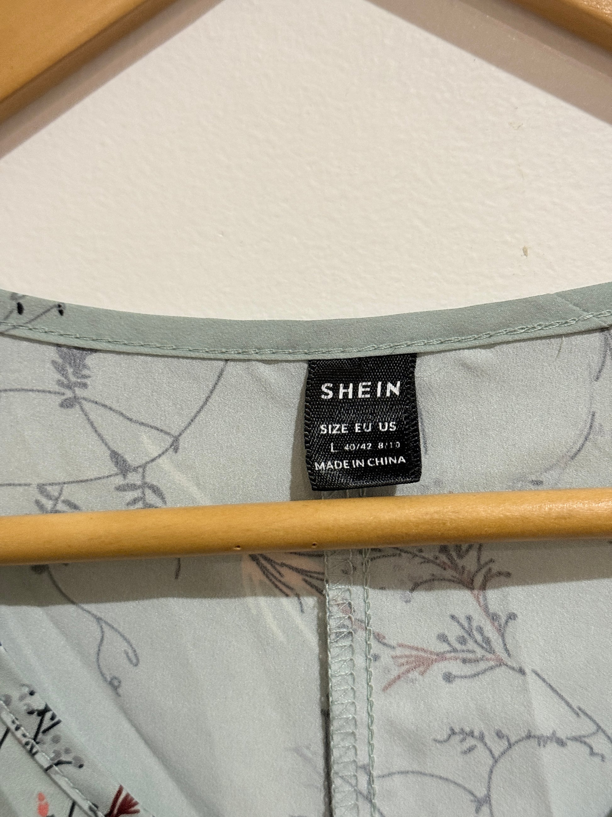 Shein Floral V-neck Top Size L