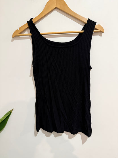 Eang Keng Ribbed Tank Top Size U/Arm to U/Arm 41cm