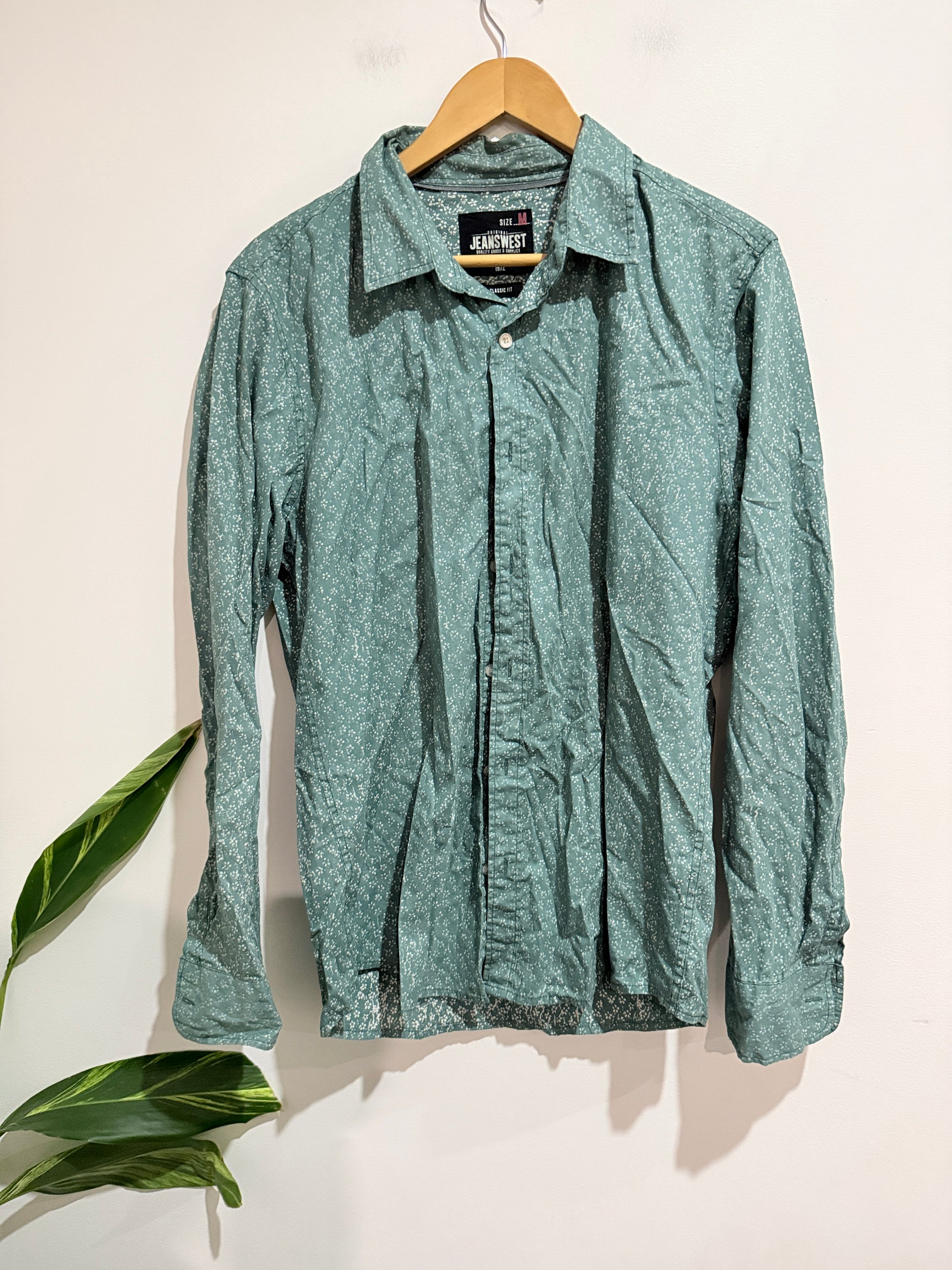 Jeanswest Long-sleeved Shirt Size M