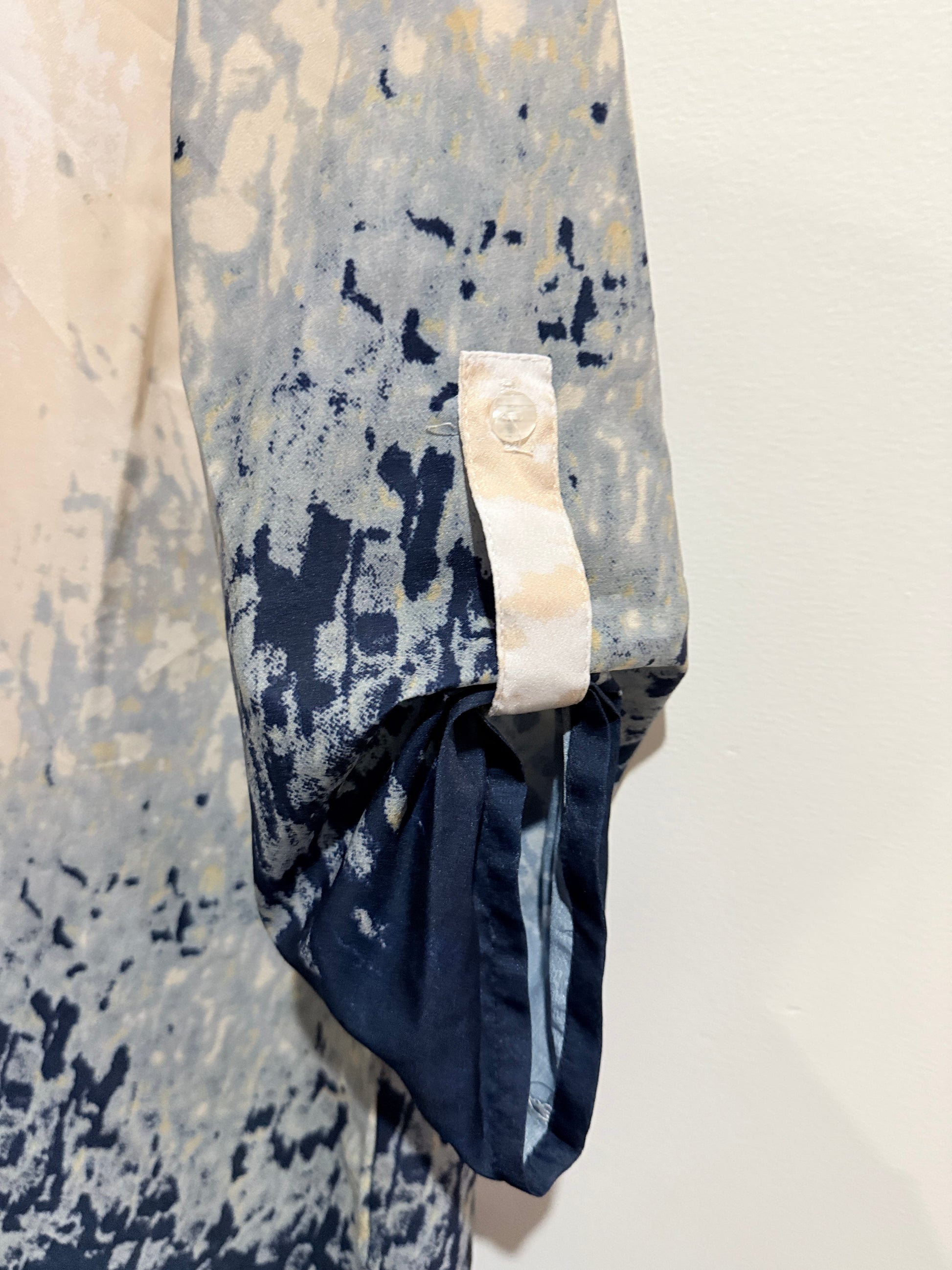 Euroedit Ombre Tunic Shirt Size U/Arm to U/Arm 52cm