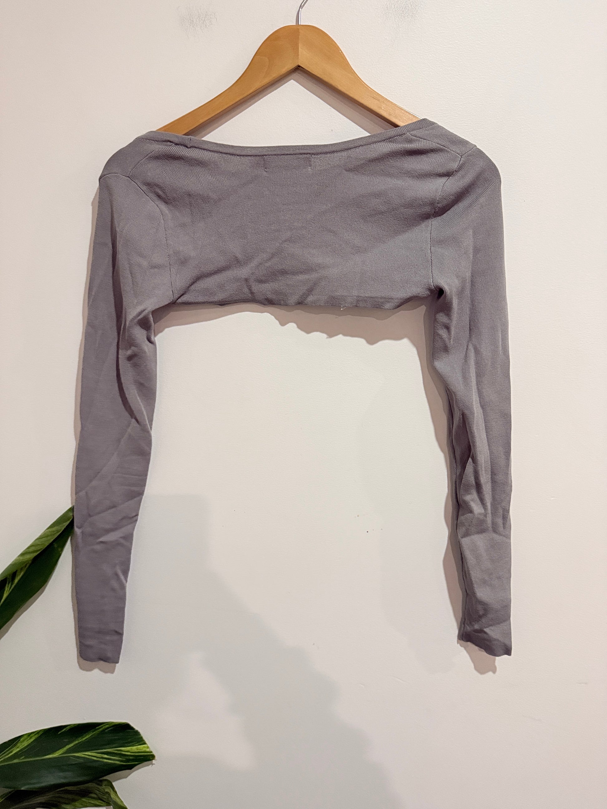 Glassons Long-sleeve Cropped Bolero Size XS