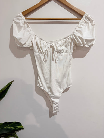 Princess Polly Puff Sleeve Bodysuit Size 6