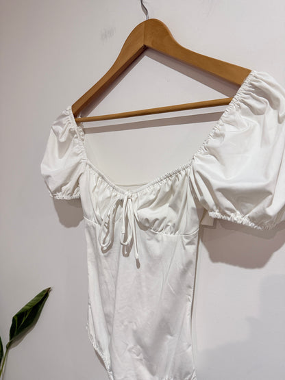Princess Polly Puff Sleeve Bodysuit Size 6