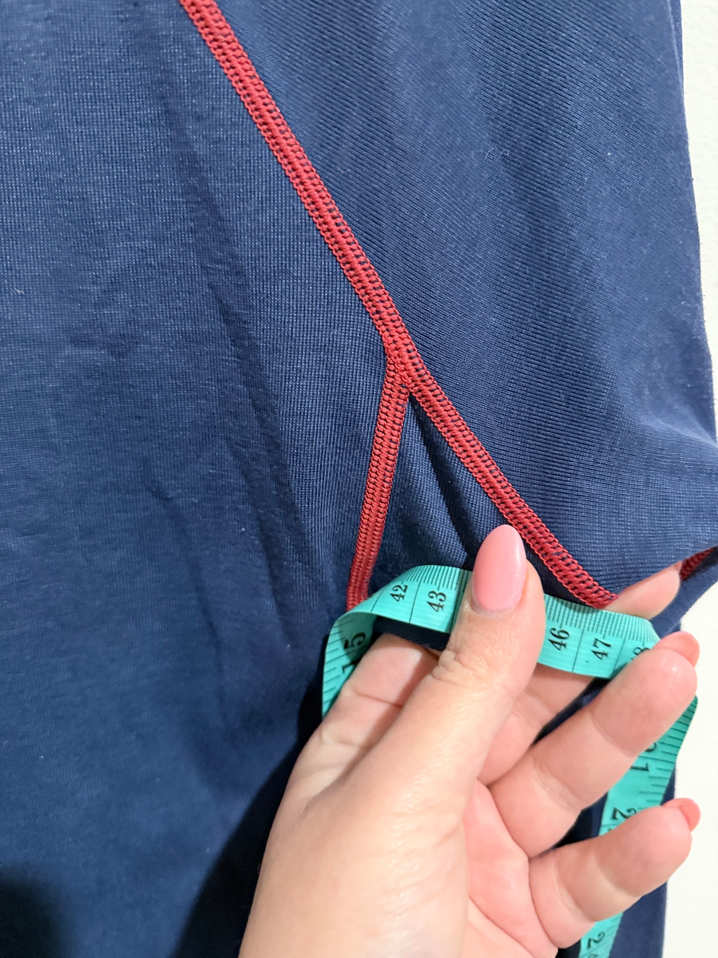 Macpac Long-sleeve Sports Shirt Size U/Arm to U/Arm 47cm