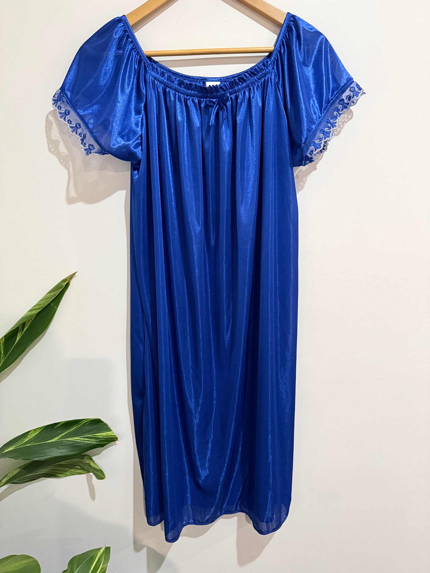 Satin Nightgown Size U/Arm to U/Arm 49cm