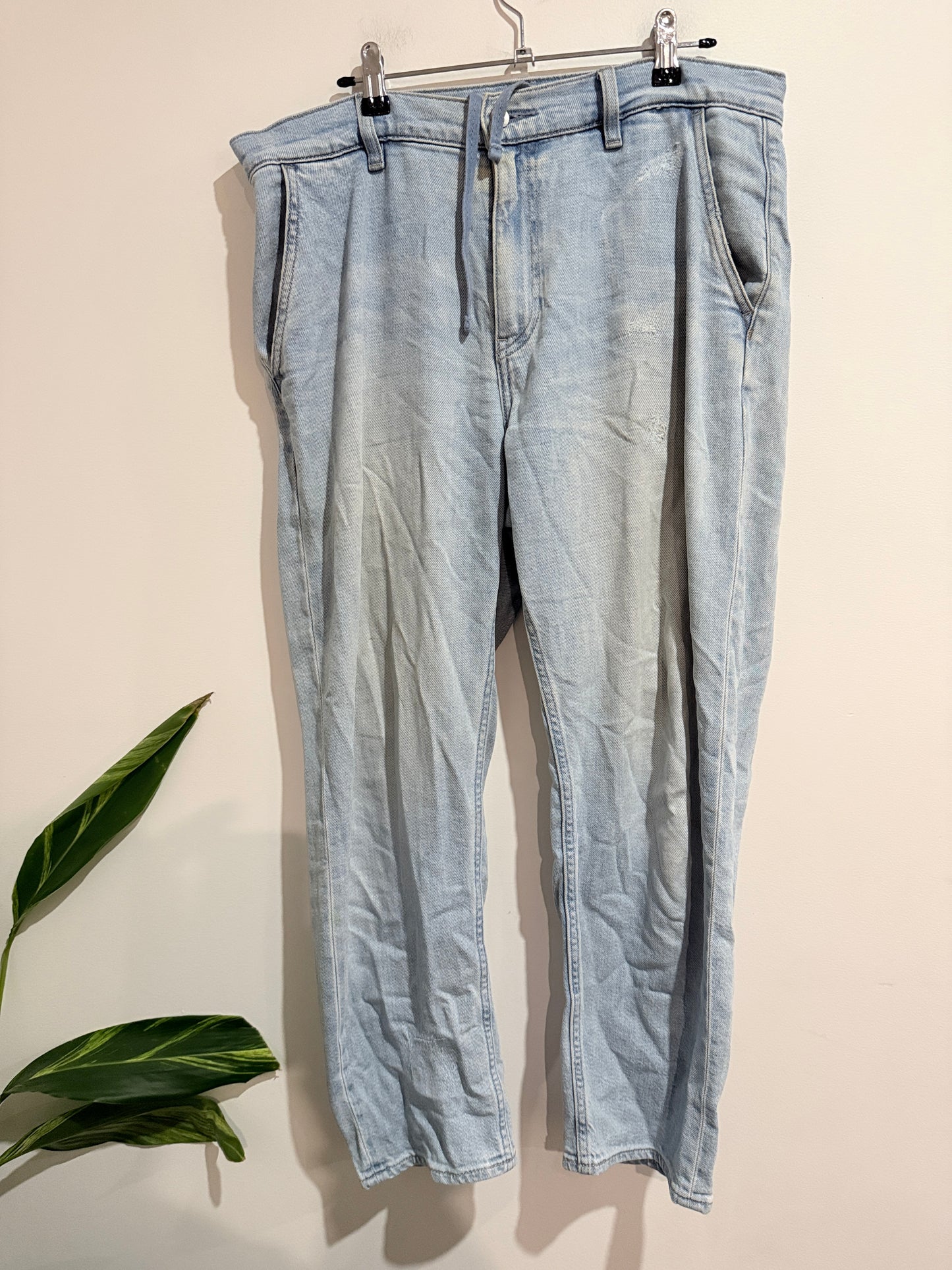 Uniqlo Jeans Denim Pants Size Waist 30-33in | Waist 92cm