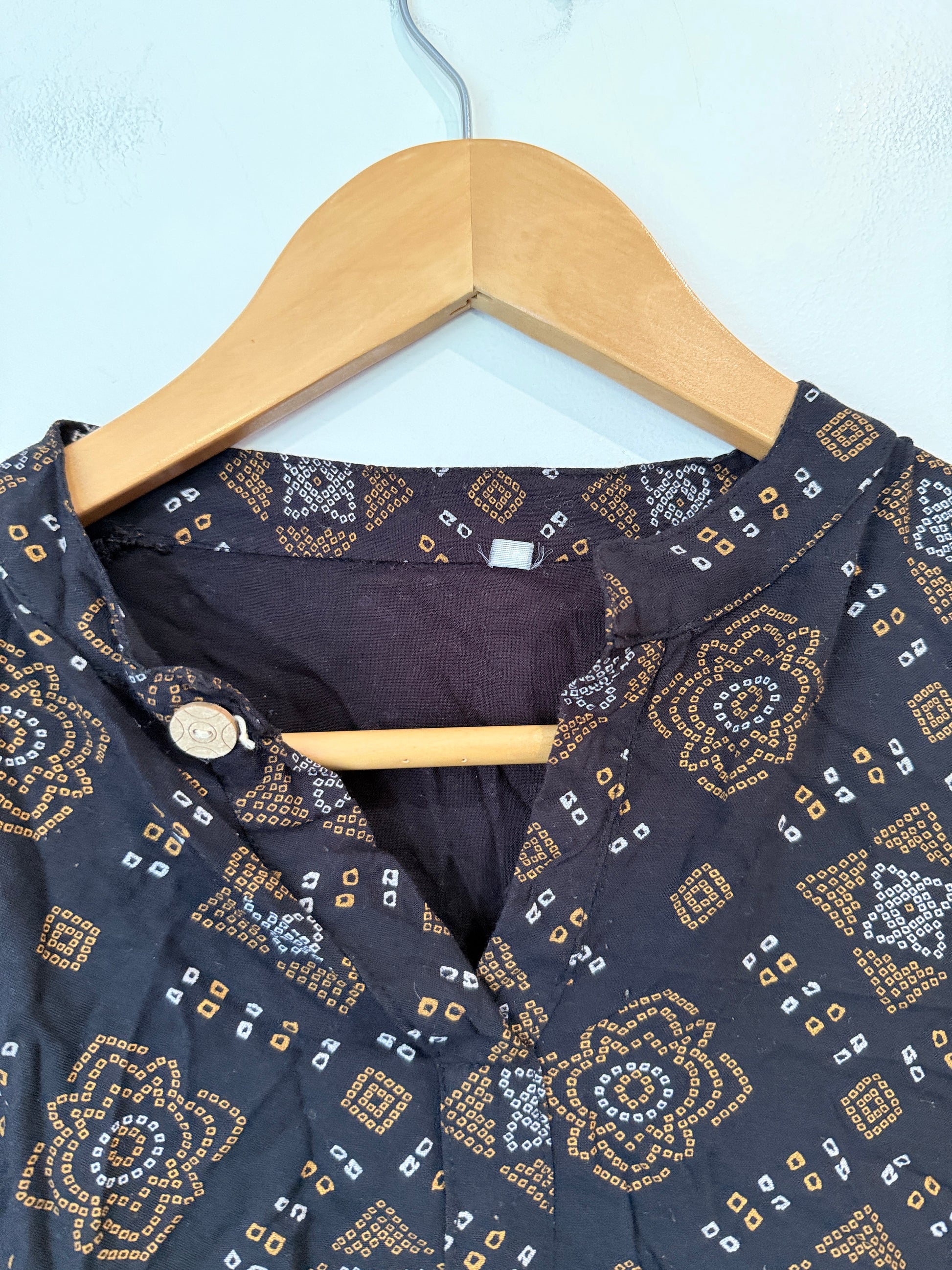 Brand Unknown Short Kurti Size U/Arm to U/Arm 48cm