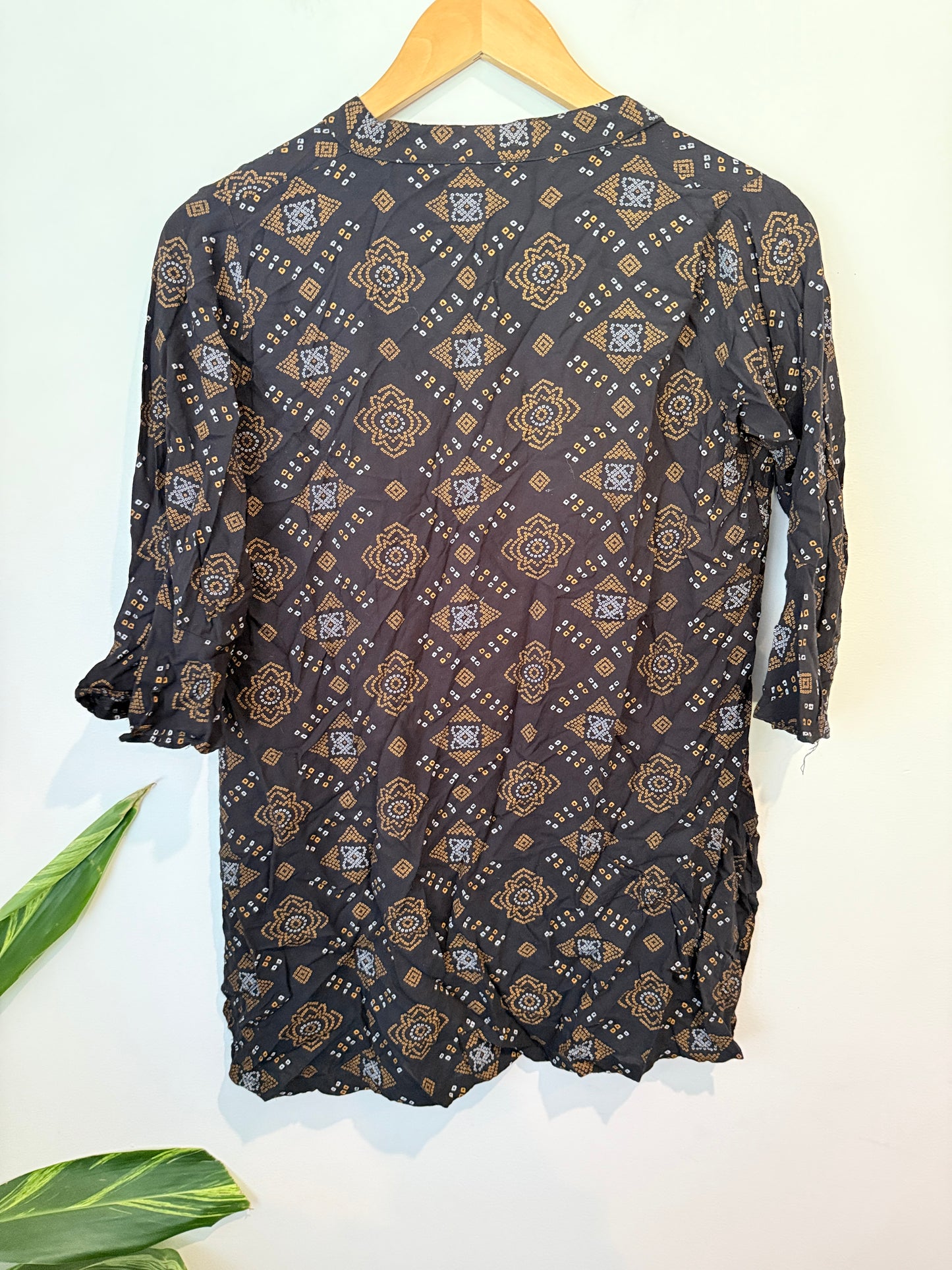 Brand Unknown Short Kurti Size U/Arm to U/Arm 48cm