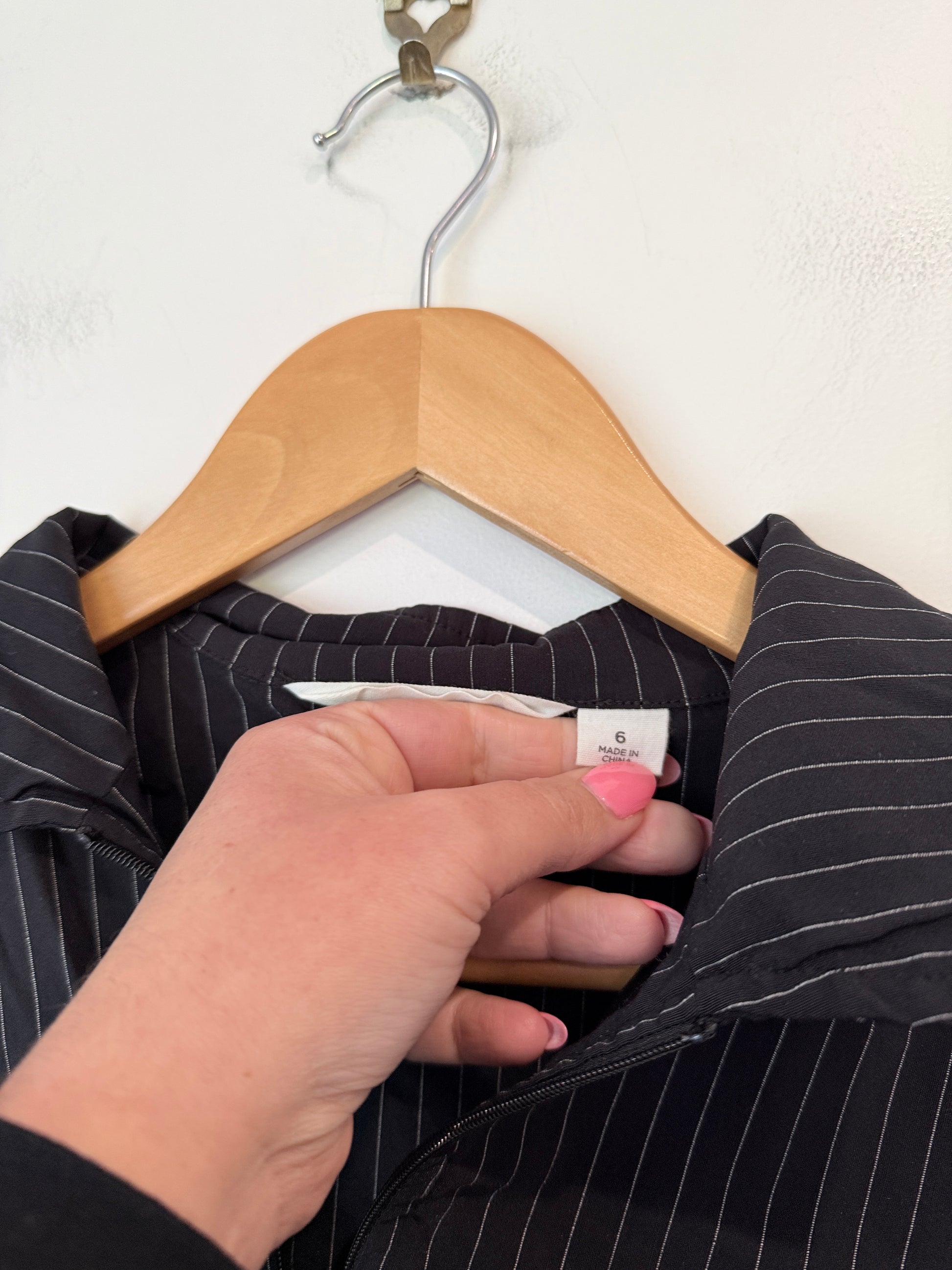 Glassons Pinstripe Long-sleeve Shirt Size 6