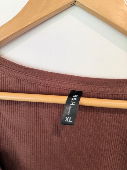 H & H Long-sleeve Henley Top Size XL