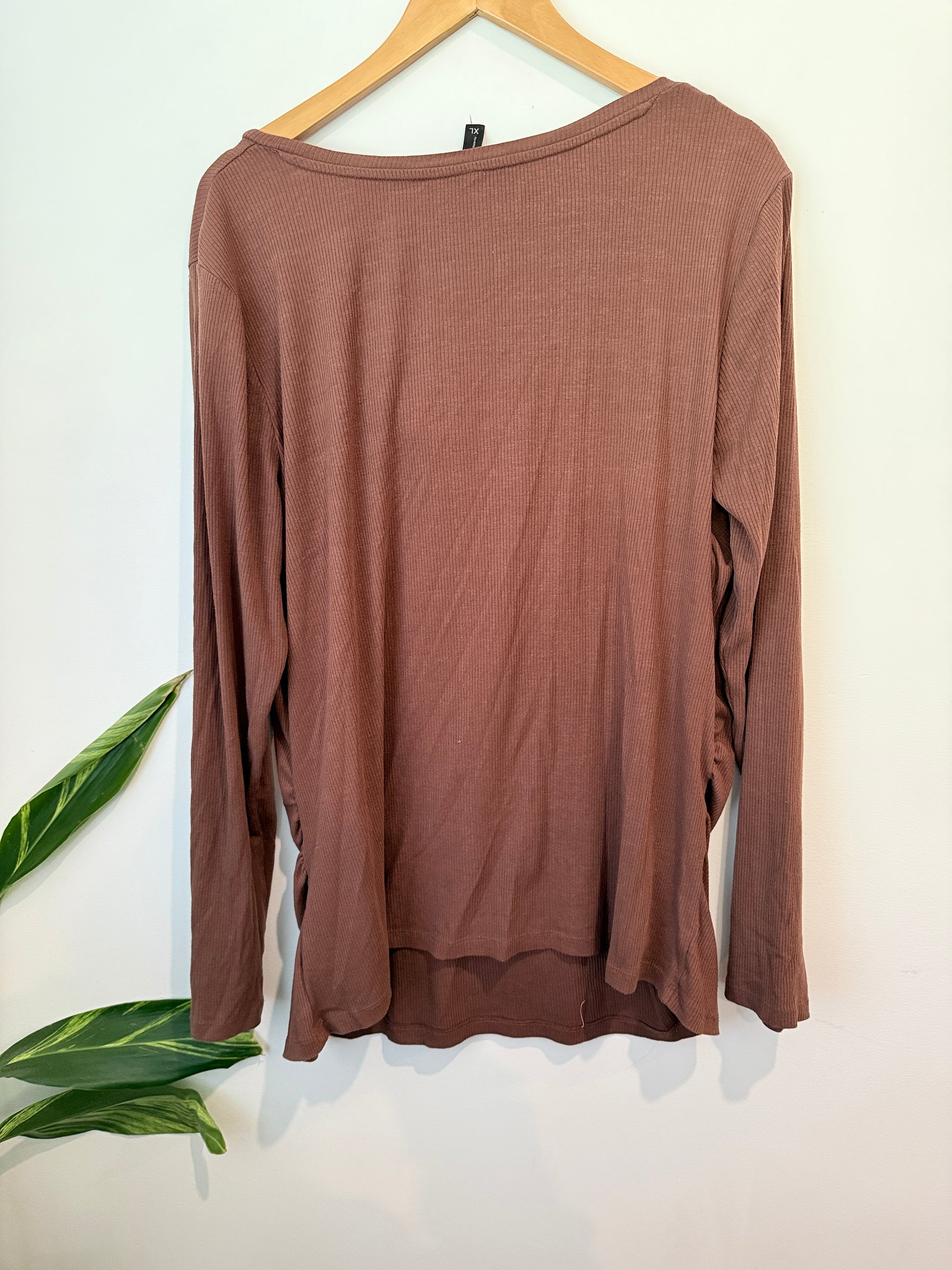 H & H Long-sleeve Henley Top Size XL