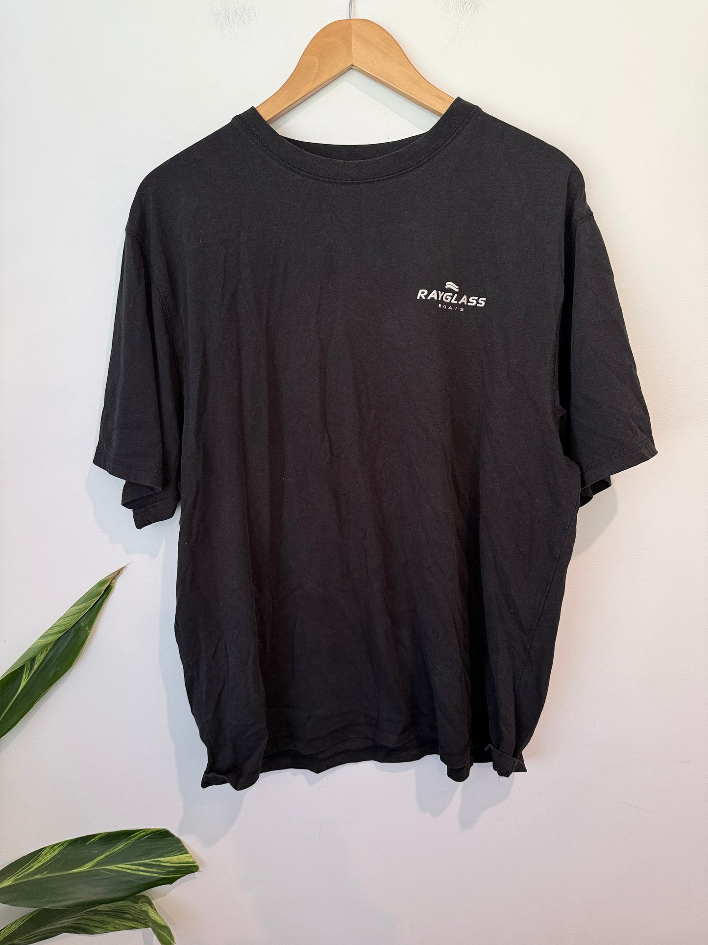 Rayglass Boats Black T-shirt Size XL