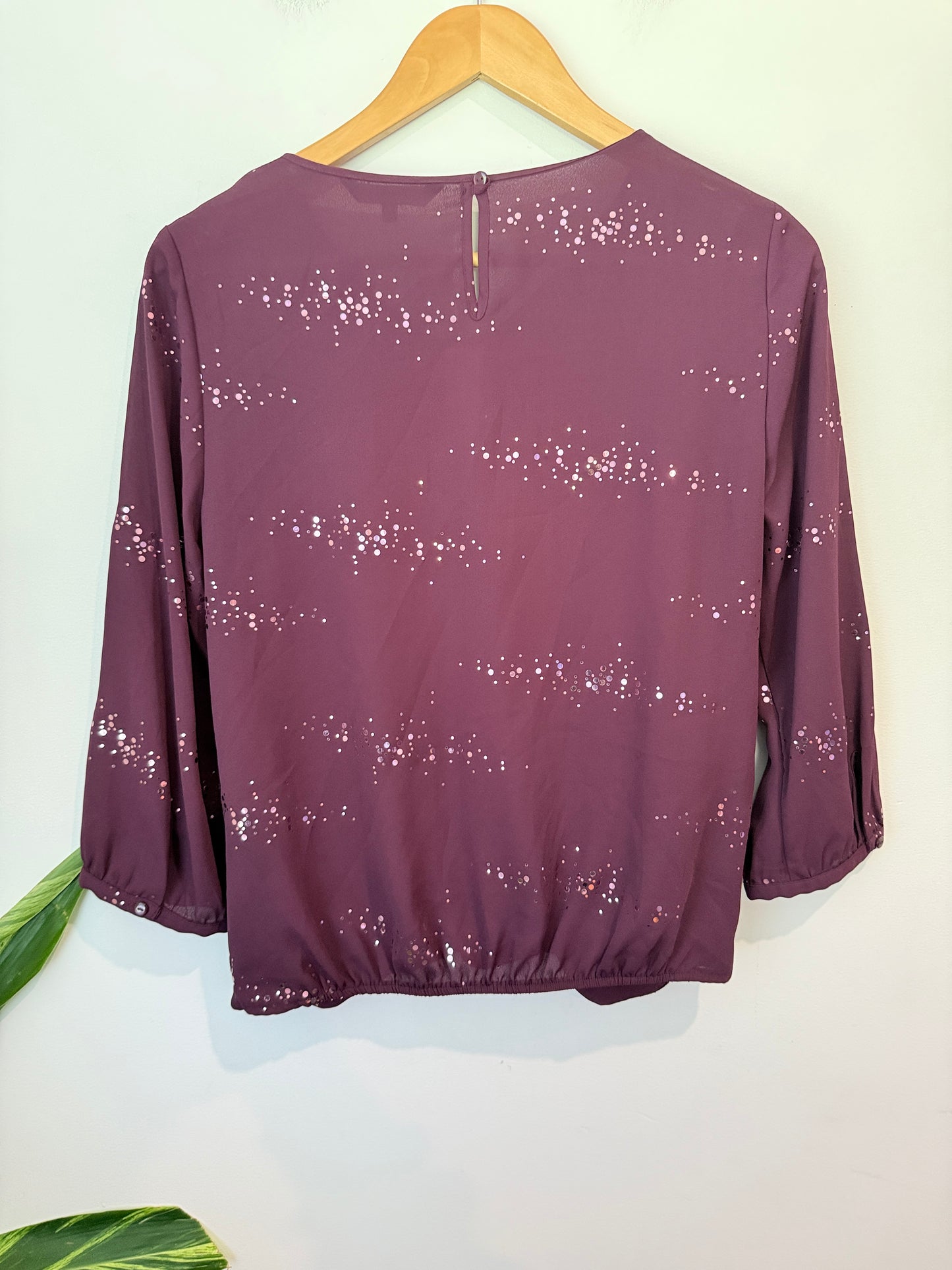 The Collection Sequin Notch Neck Shirt Size 10 | Euro 38