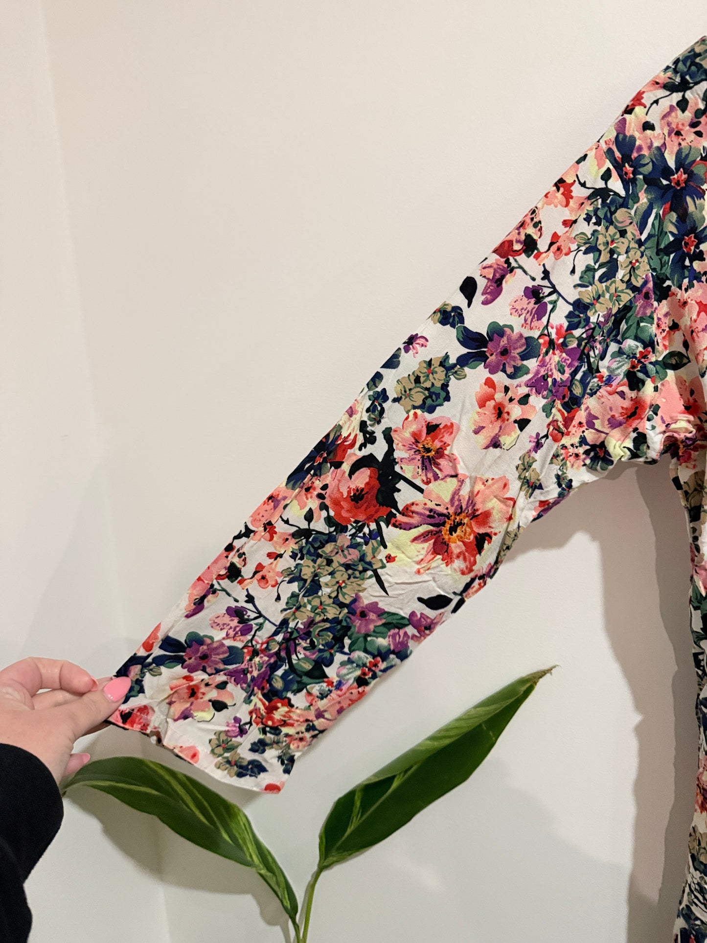 Brand Unknown Floral Print Jumpsuit Size U/Arm to U/Arm 53cm