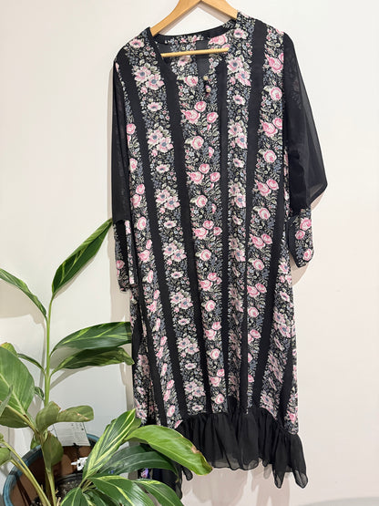 Floral Mumu Dress Size U/Arm to U/Arm 66cm
