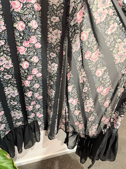 Floral Mumu Dress Size U/Arm to U/Arm 66cm